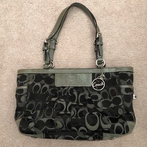Coach Optic Signature Handbag